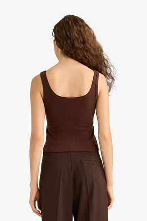 Slim Fit Dar Kesim Düğmeli Yaka Atlet