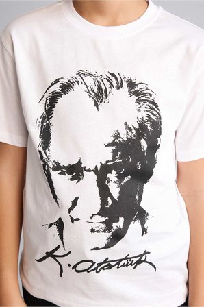 DeFacto %100 Pamuk Bisiklet Yaka Atatürk Baskılı Kısa Kollu Tişört Erkek Çocuk B6938A826SMWT34