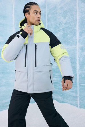 Su İtici Regular Fit Kapüşonlu Fermuarlı Kayak Montu