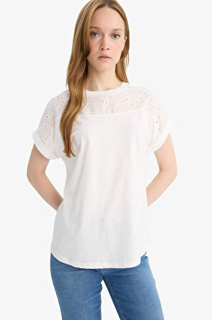 Bisiklet Yaka Flamlı Pamuk Kısa Kollu Tişört