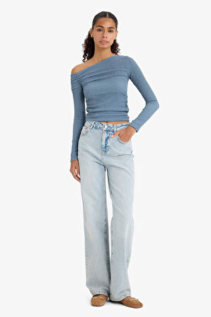 Slim Fit Dar Kesim Tek Omuzlu Bürümcük Bluz