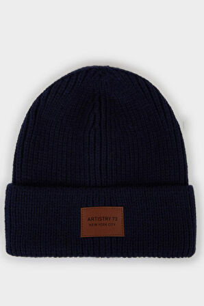 Erkek Etiket Baskılı Bere