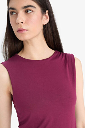 DeFacto Slim Fit Dar Kesim Bisiklet Yaka Basic Düz Asimetrik Kesim Drapeli Atlet F0358AX25SMBR115