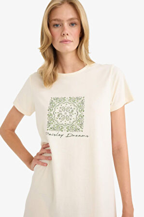 Regular Fit Bisiklet Yaka Baskılı Kısa Kollu Gecelik-Fall in Love