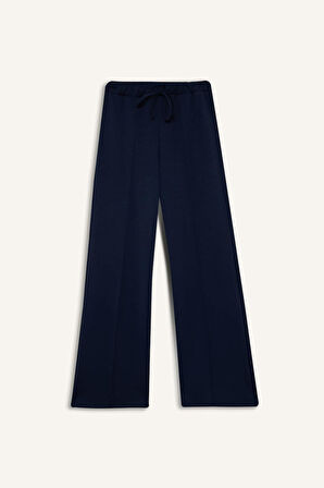Relax Fit Normal Bel Düz Paça Modal Pantolon