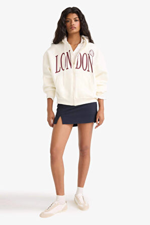 Defacto F9178 Ekru Oversize Geniş Kalıp Kapüşonlu Baskılı Fermuarlı Sweatshirt