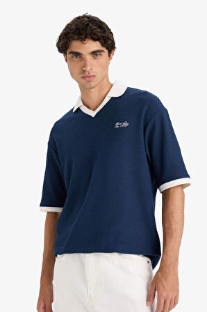 Boxy Fit Polo Yaka Baskılı Kısa Kollu Tişört