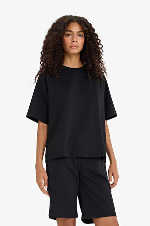 Regular Fit Normal Bel Düz Paça İnce Bermuda Şort