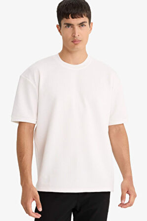 Oversize Geniş Kalıp Bisiklet Yaka Kısa Kollu Tişört