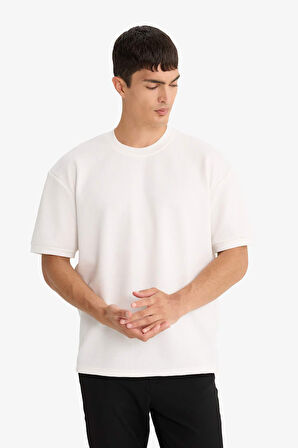 Oversize Geniş Kalıp Bisiklet Yaka Kısa Kollu Tişört