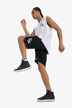 DeFactoFit Hızlı Kuruyan Standart Fit Sporcu Kısa Paça Ağır Kumaş Şort