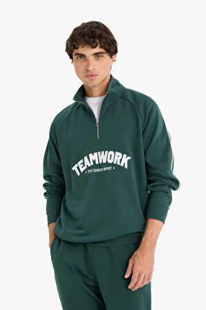 Boxy Fit Dik Yaka Fermuarlı Baskılı Sweatshirt 