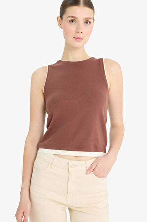 DeFacto Slim Fit Dar Kesim Bisiklet Yaka Basic Düz Ribana Atlet F5581AX25SMBN329