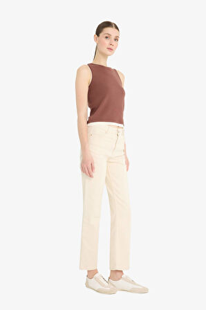 DeFacto Slim Fit Dar Kesim Bisiklet Yaka Basic Düz Ribana Atlet F5581AX25SMBN329