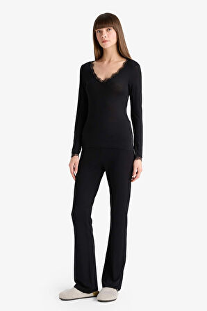 Dantel Detaylı Uzun Kollu Üst-Fall in Love