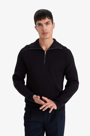 DeFacto Standart Fit Balıkçı Yaka Yarım Fermuarlı Triko Kazak D4209AX25WNNV64