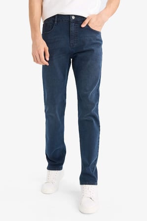 DeFacto Sergio Regular Fit Normal Kalıp Normal Bel Boru Paça Jean Pantolon W7086AZ25AUNM83