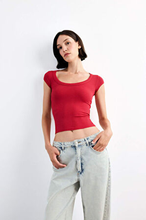 Bisiklet Yaka Kısa Kollu Tişört