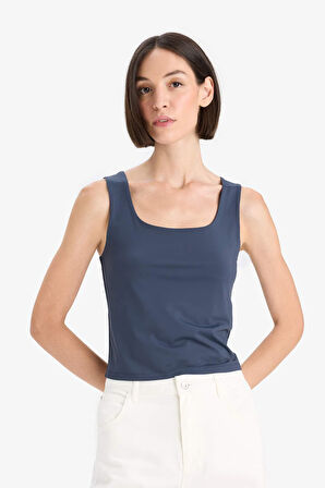 Slim Fit Dar Kesim Basic Düz Kare Yaka Atlet