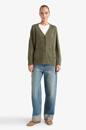 Oversize Geniş Kalıp V Yaka Yumuşak Dokulu Düğmeli Hırka