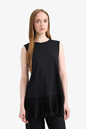 DeFacto Regular Fit Bisiklet Yaka Basic Düz Tesettür Kolsuz Tunik F4754AX25SPBK81