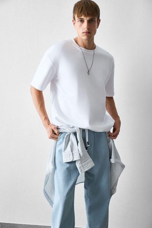 DeFacto Pamuklu Nefes Alabilen Oversize Beyaz Basic Tişört X3926AZ26SPWT34