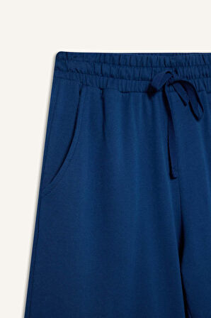Regular Fit Normal Bel Düz Paça Bermuda Şort