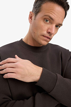 Relax Fit Bisiklet Yaka Kalın İçi Yumuşak Tüylü Basic Düz Sweatshirt