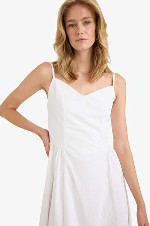 V Yaka Poplin Askılı Midi Elbise