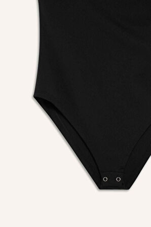 Tek Omuzlu Çıtçıtlı Body