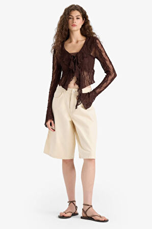 Slim Fit Dar Kesim V Yaka Dantel Uzun Kollu Tişört