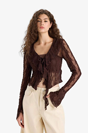 Slim Fit Dar Kesim V Yaka Dantel Uzun Kollu Tişört