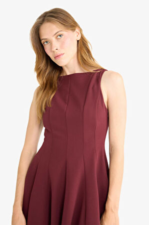 Kayık Yaka Kolsuz Mini Elbise