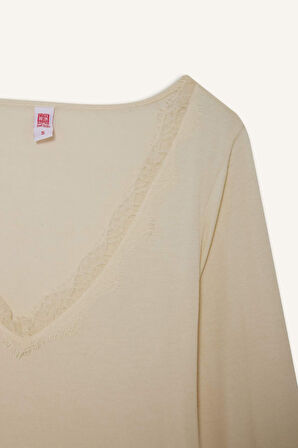 Modal Kaşmir Yumuşak Dokulu Dantelli Uzun Kollu Üst-Fall in Love