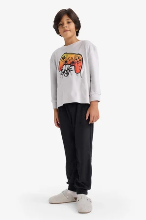DeFacto Pijama Takımı Kadife Baskılı Uzun Kollu Üst Uzun Alt Erkek Çocuk F0878A825WNAR138