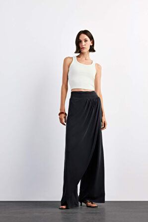 Relax Fit Normal Bel Düz Paça Modal Pantolon