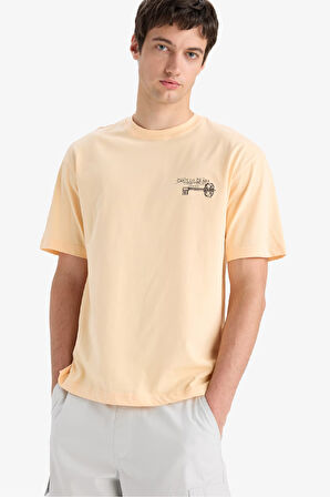 DeFacto %100 Pamuk Boxy Fit Bisiklet Yaka Sırt Baskılı Kısa Kollu Tişört F5879AX25SMOG288