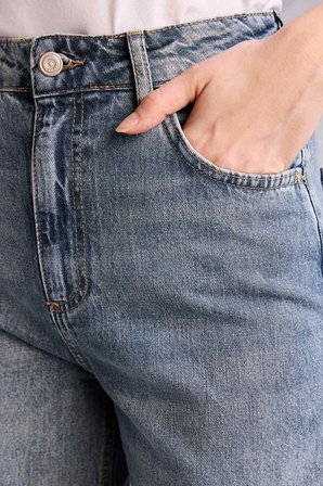 DeFacto %100 Pamuk 90's Wıde Leg Yüksek Bel Jean Pantolon G8835AX26SPNM34