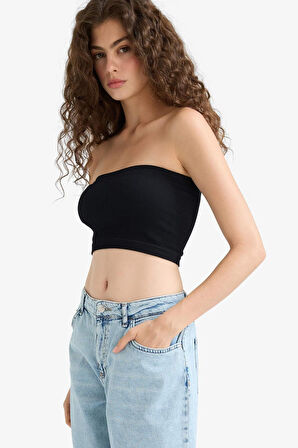Fitted Seamless Straplez Bluz