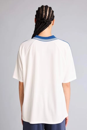 Defacto G0706AXER105 Ekru NBA Wordmark Oversıze Polo Yaka Tişört