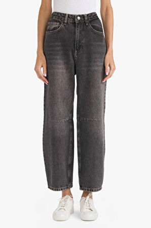 Barrel Fit Yüksek Bel Bilek Boy Jean Yıkamalı Pantolon