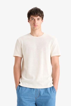 DeFacto Regular Fit Bisiklet Yaka Kısa Kollu Triko Görünümlü Tişört E3963AX25SMWT46
