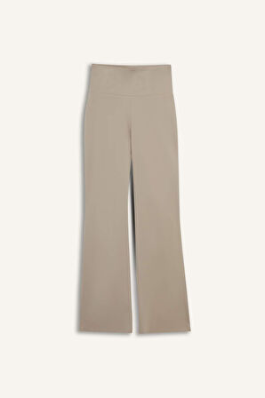 Yumuşak Dokunuşlu İspanyol Paça Pantolon-Fall in Love Loungewear