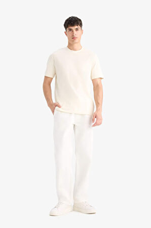 DeFacto %100 Pamuk Regular Fit Bisiklet Yaka Basic Düz Kısa Kollu Tişört E7961AX25AUER140