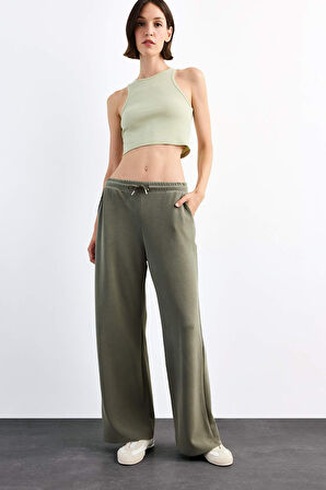 Relax Fit Beli Lastikli Düz Paça Modal Pantolon
