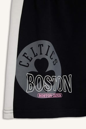 DeFacto NBA Boston Celtıcs Lisanslı Standart Fıt Elastik Bel Sporcu Kısa Paça Siyah Şort H9578AX26HSBK81