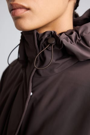 Beli Büzgülü Regular Fit Kapüşonlu Parka