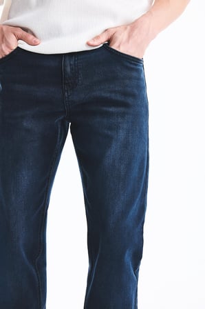 DeFacto Sergio Regular Fit Normal Kalıp Normal Bel Boru Paça Jean Pantolon W7086AZ26AUNM83