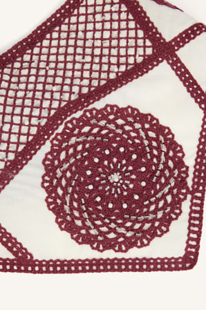 Kadın Pamuklu Nakışlı Üçgen Bandana