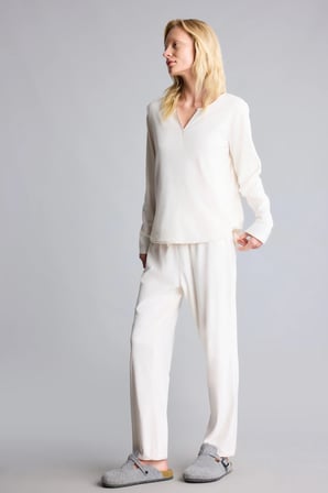 Regular Fit V Yaka Uzun Kollu Velur Pijama Takımı